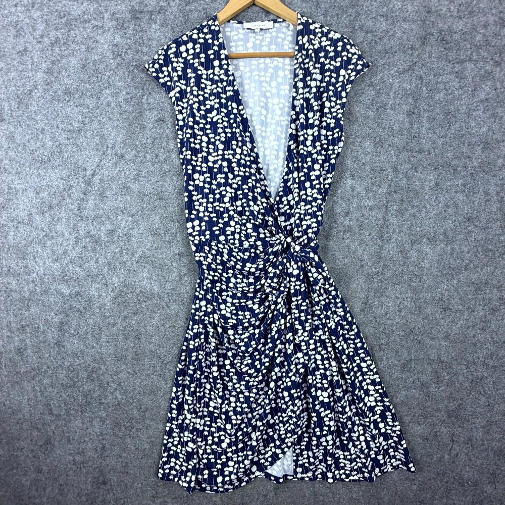 Lark & Ro Wrap Dress Womens Medium Blue White Floral Stretch Cap Sleeve Bohemian